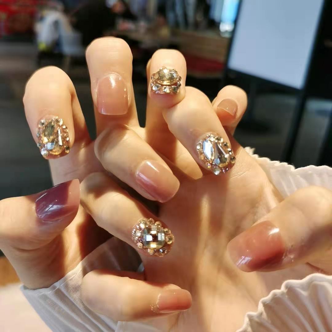 Nail Art Kalsten