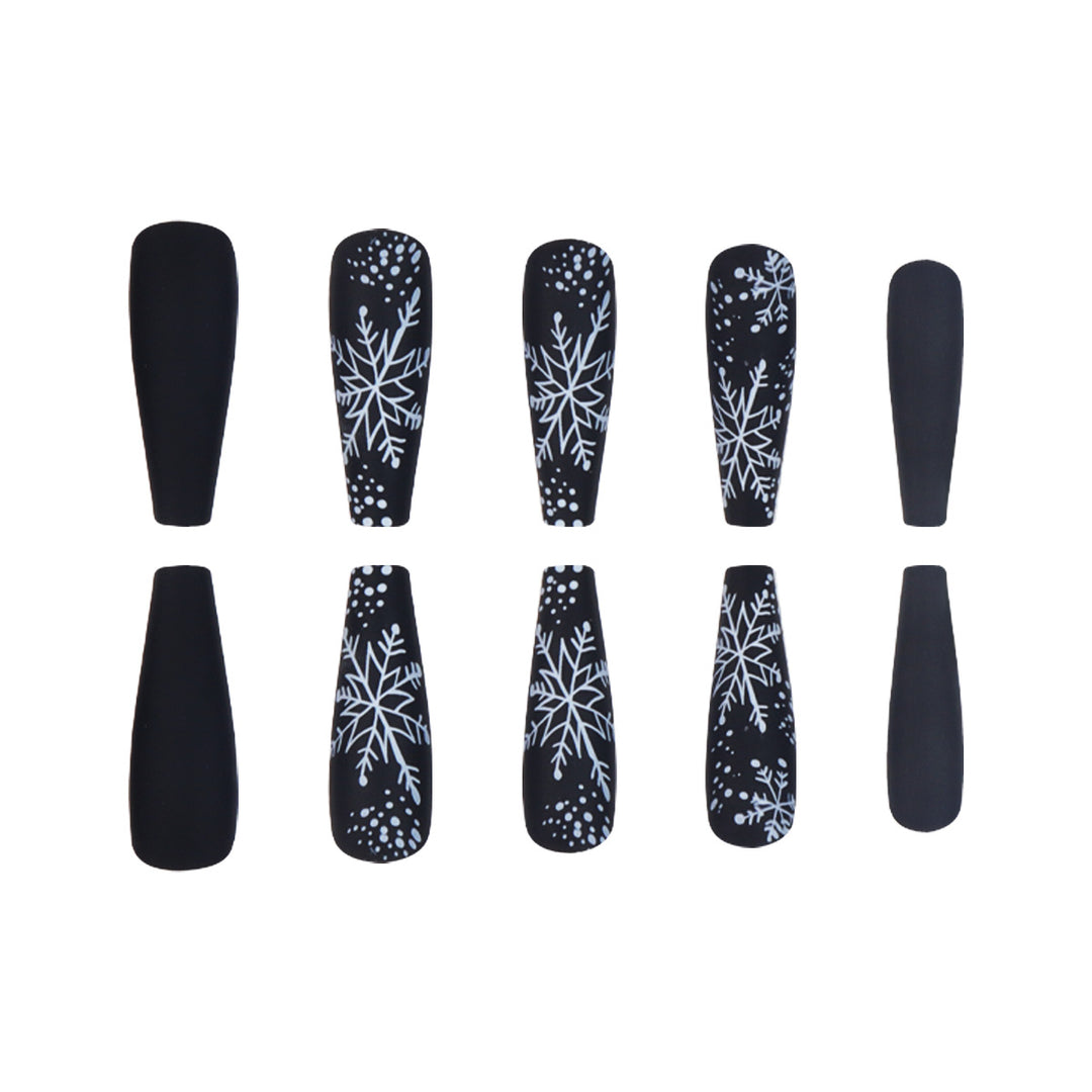 Decorative Snowflake-Themed Nail Art Extensions Kalsten