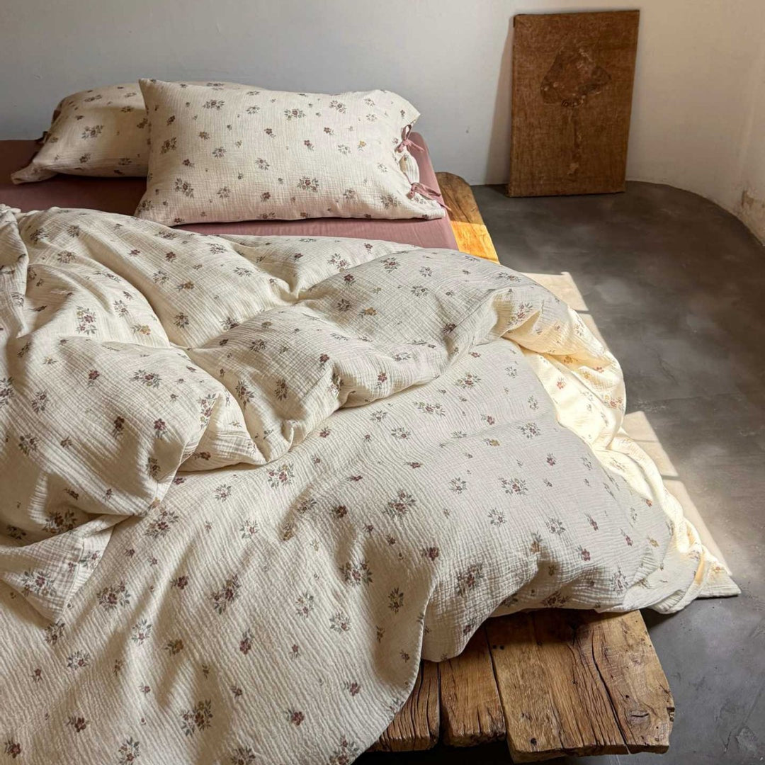 Natural cotton-linen duvet cover set with a crinkled linen look and floral tone-on-tone pattern