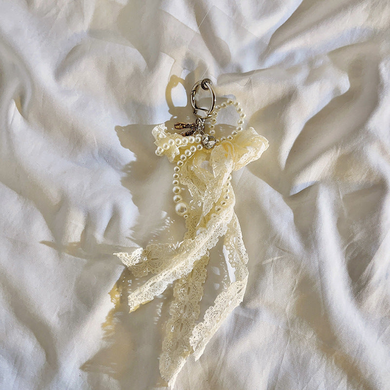 Elegant Pearl Embellished Charm Keychain Kalsten