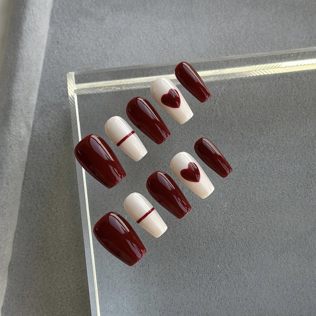 Artistic Heart Design Press-On Nail Set