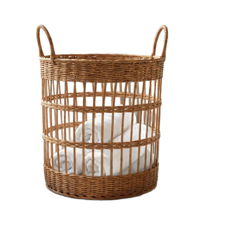 Handcrafted laundry basket made from natural rattan Kalsten