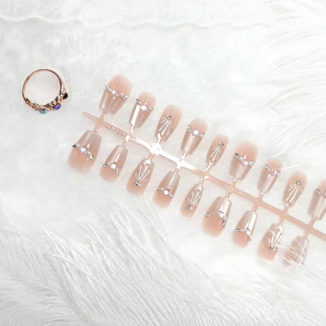 Glamorous artificial nails with filigree 3D decorations Kalsten