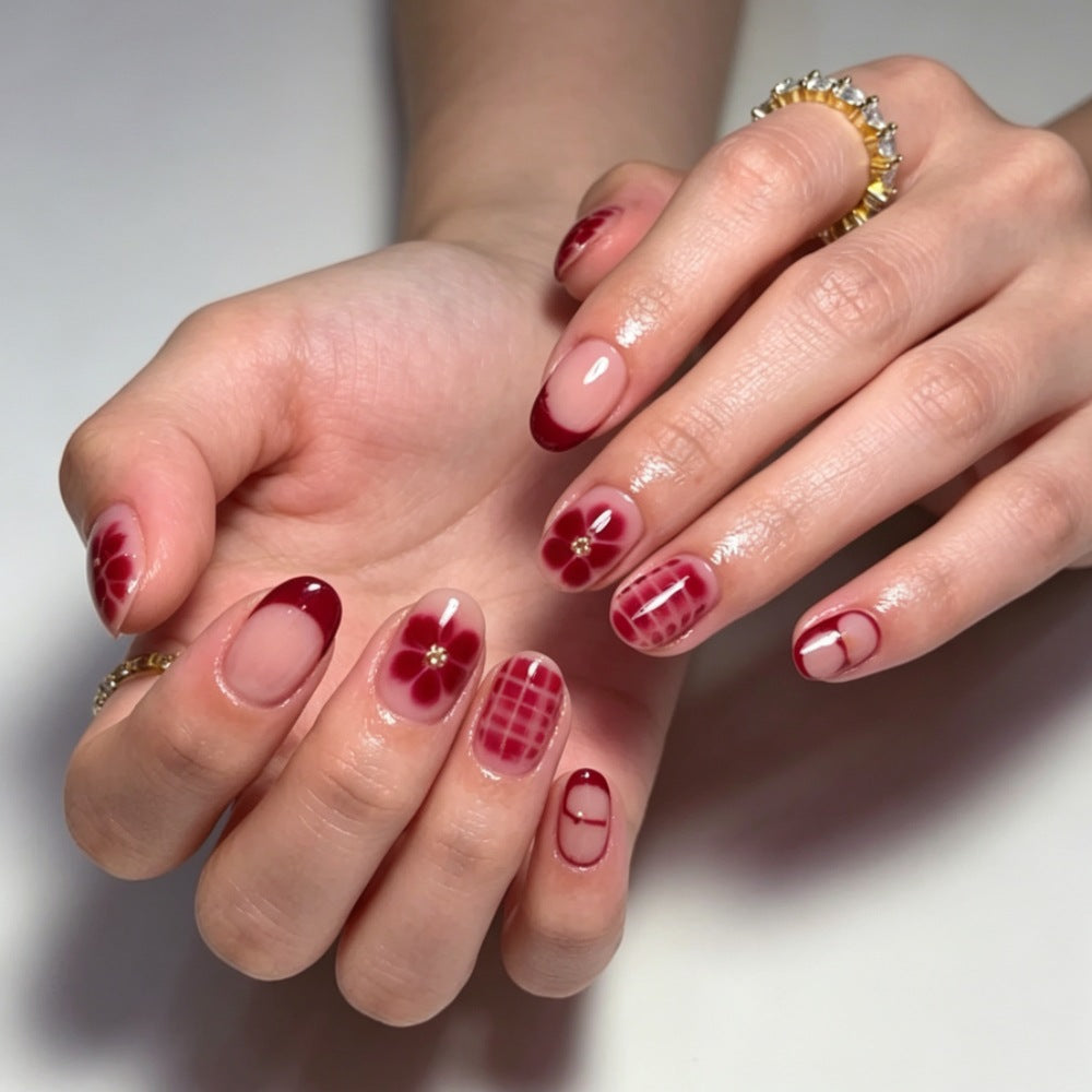 Artistic Floral Nail Art Extensions