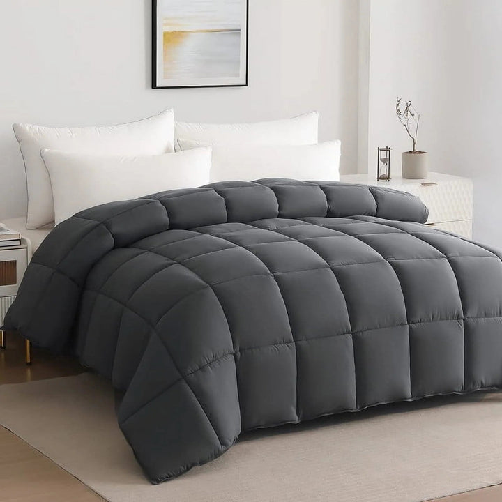 Cozy Comforter Kalsten