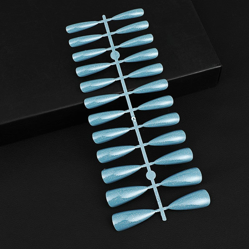Glittering artificial nails in elegant design Kalsten