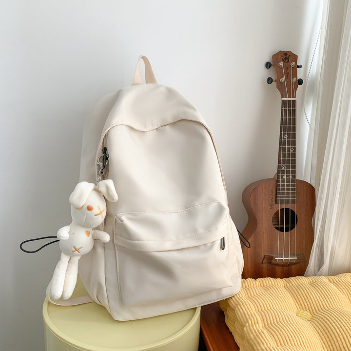 Multi-functional backpack with integrated keychain Kalsten