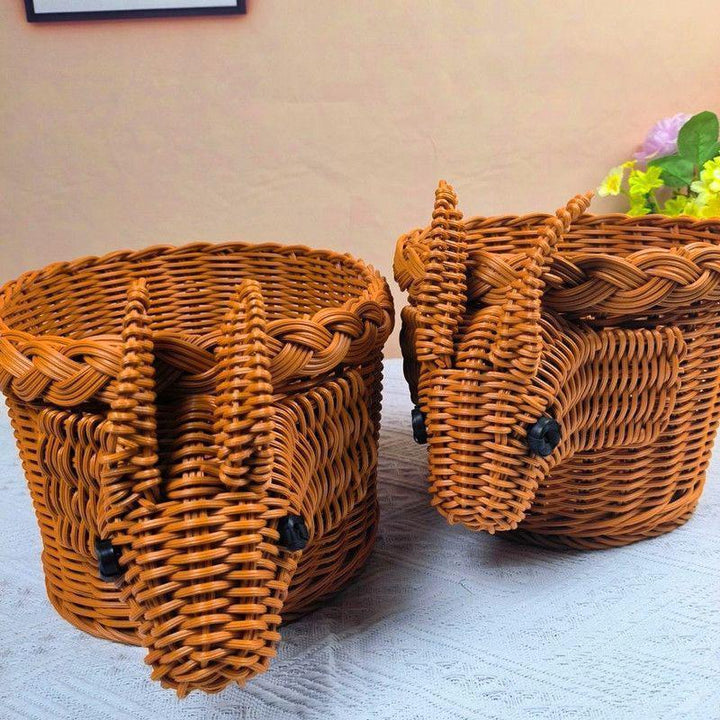 Decorative Rabbit Planter Kalsten