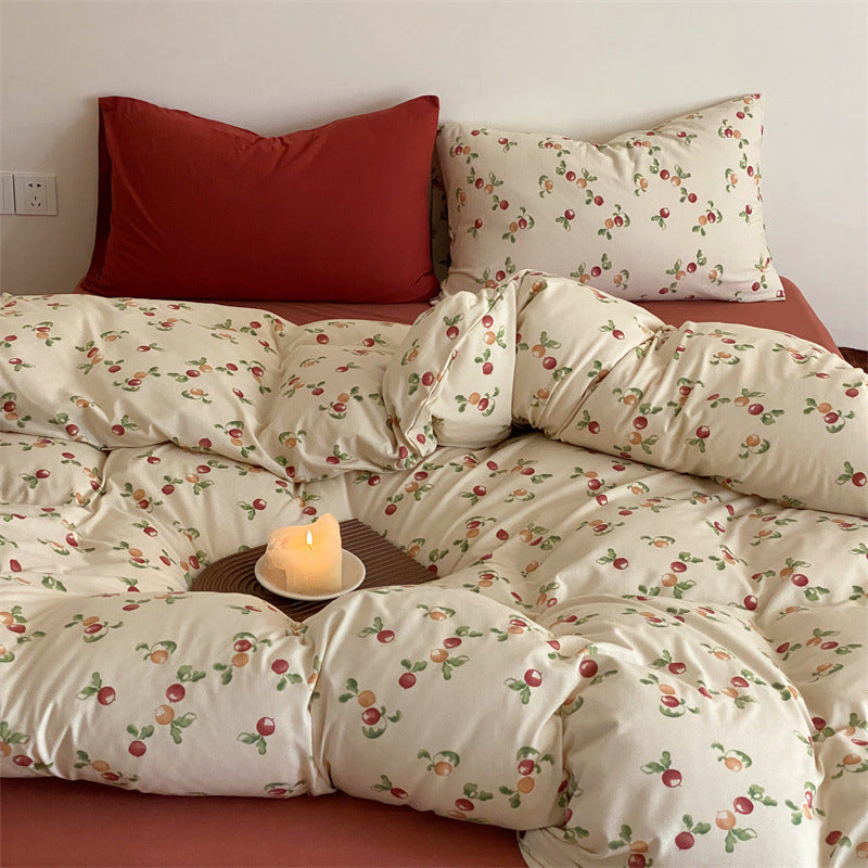 Patterned duvet cover and pillowcase set