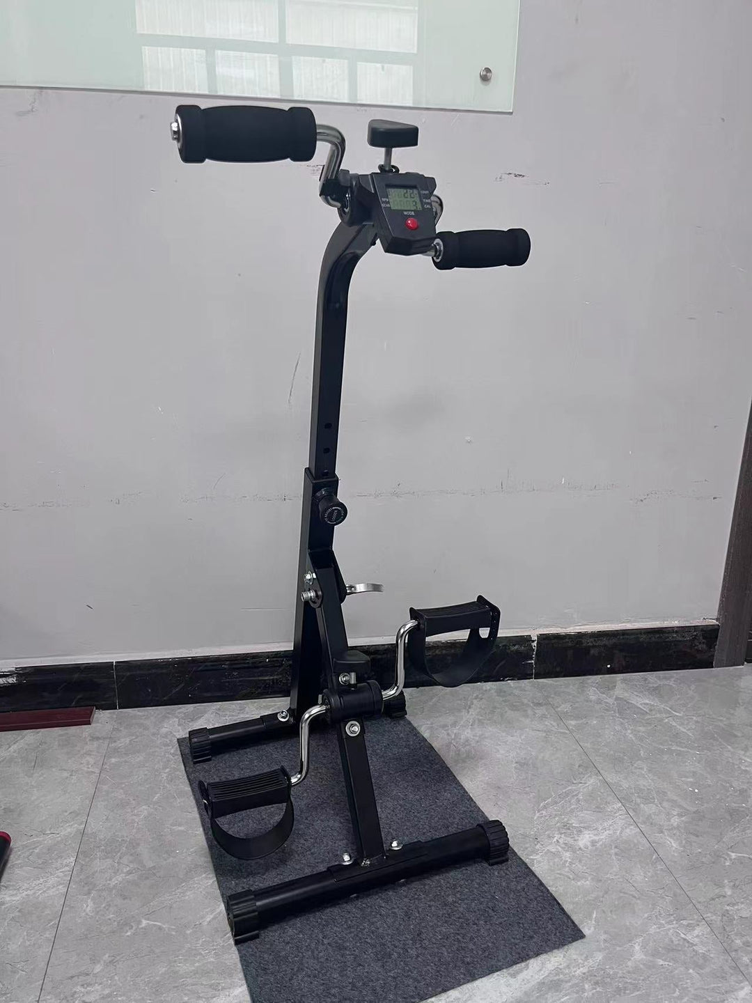 Resistance-Based Fitness Trainer Kalsten