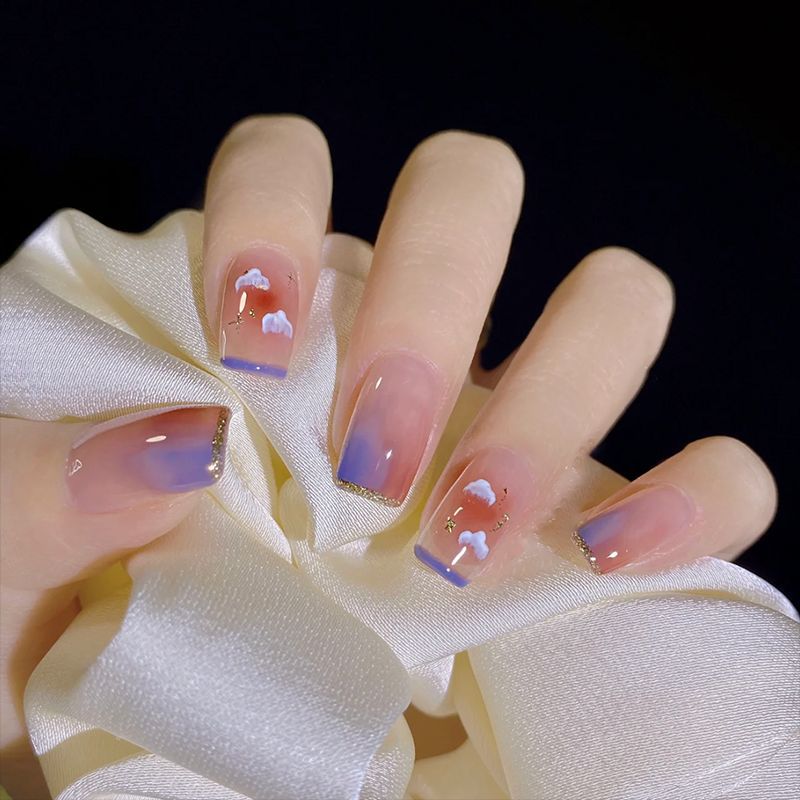 Artistic Cloud-Inspired Press-On Nails Kalsten