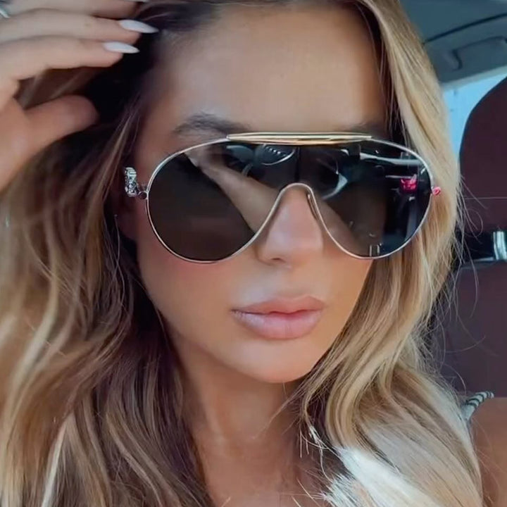 Ladies UV Protection Sunglasses in Fashionable Pilot Style Kalsten