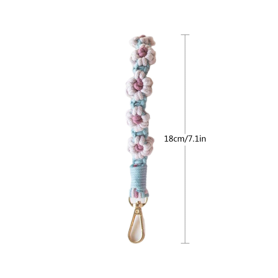 Macrame Keychain Holder with Floral Design Kalsten