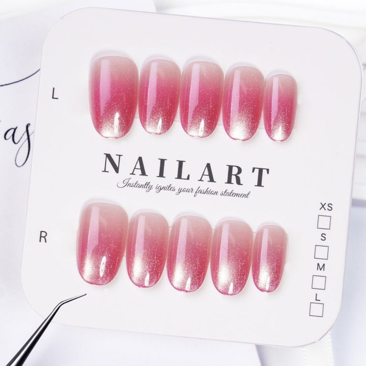 Artificials nails with shimmering ombre effect Kalsten