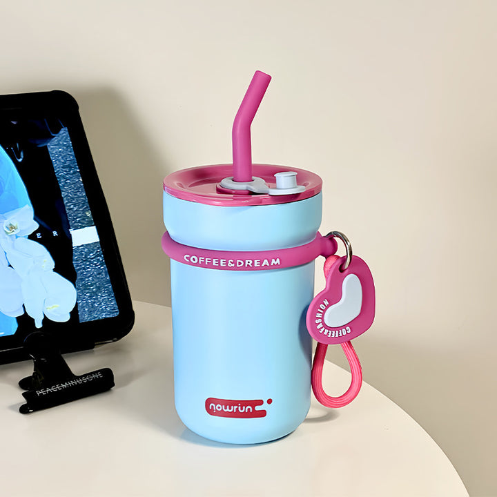Women's thermos cup with integrated straw and practical spill protection Kalsten