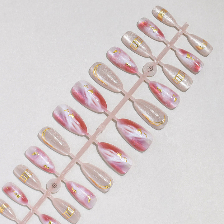 Versatile Nail Art Press-On Set Kalsten