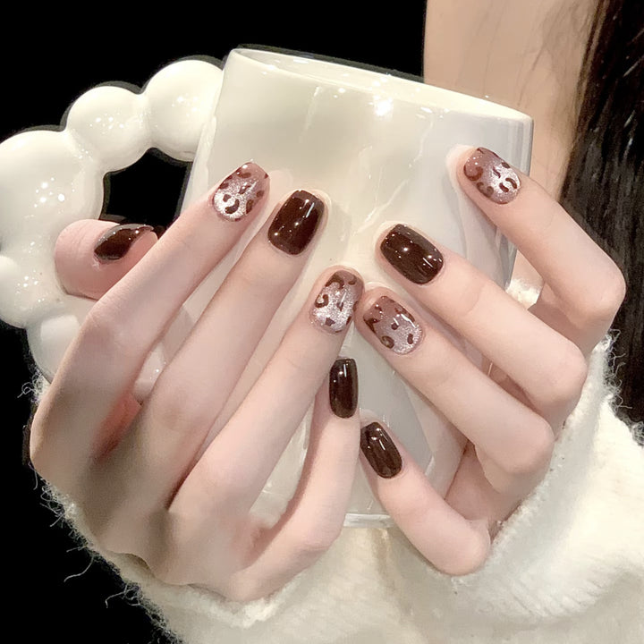 Stylish Animal Print Press-On Nail Set