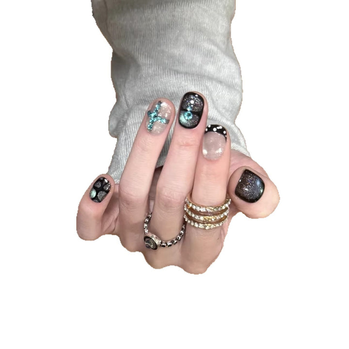 Artistic Gel Nail Art Extensions