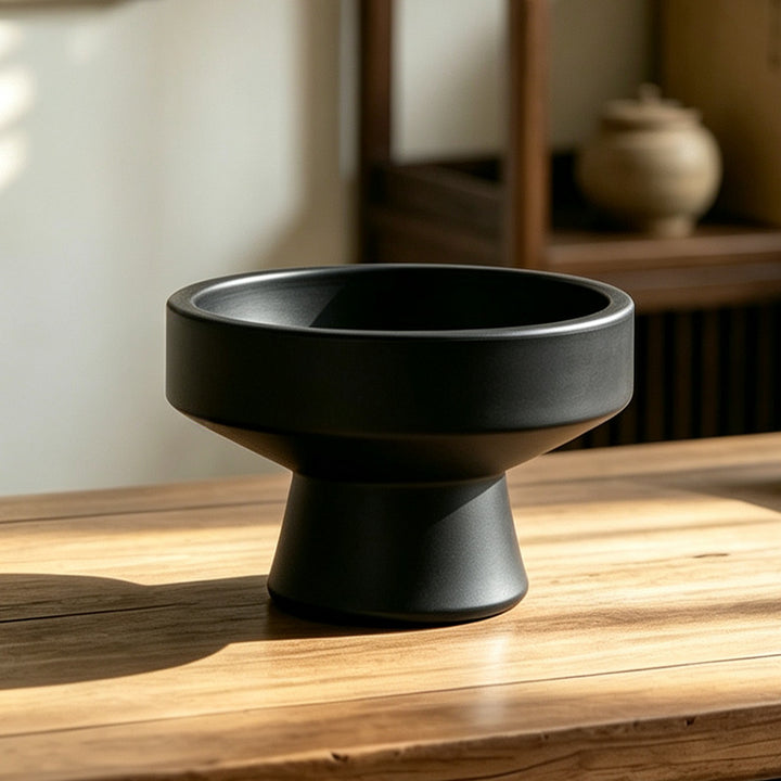 Modern Minimalist Planter Kalsten