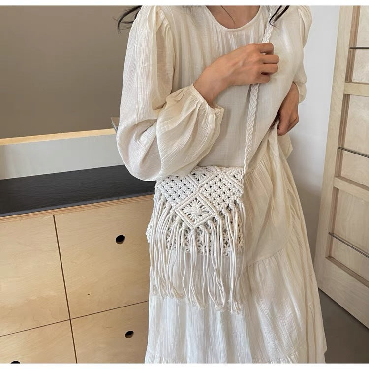 Macrame Shoulder Bag with Fringes Kalsten