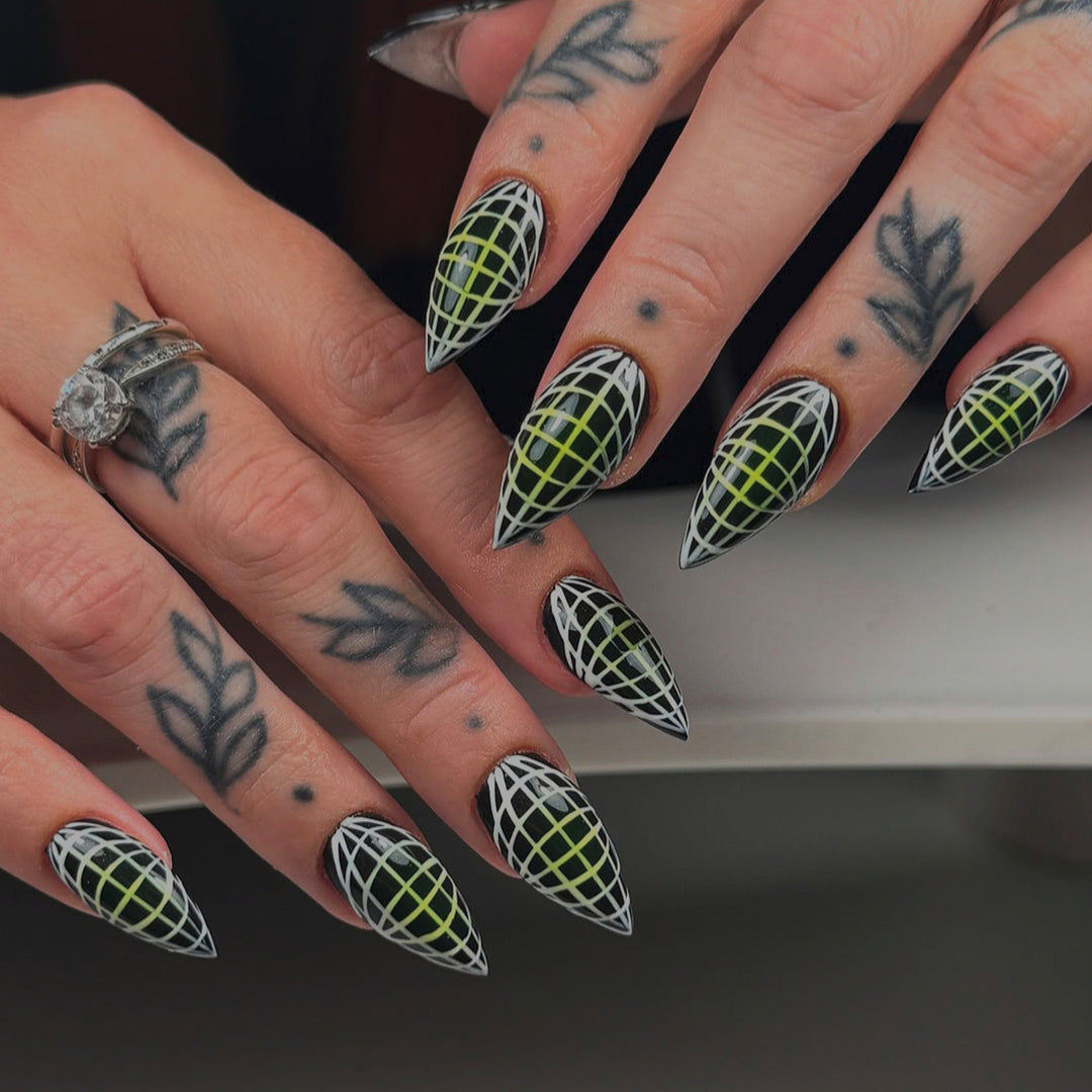Creative Art Nails with Modern Net Design Kalsten