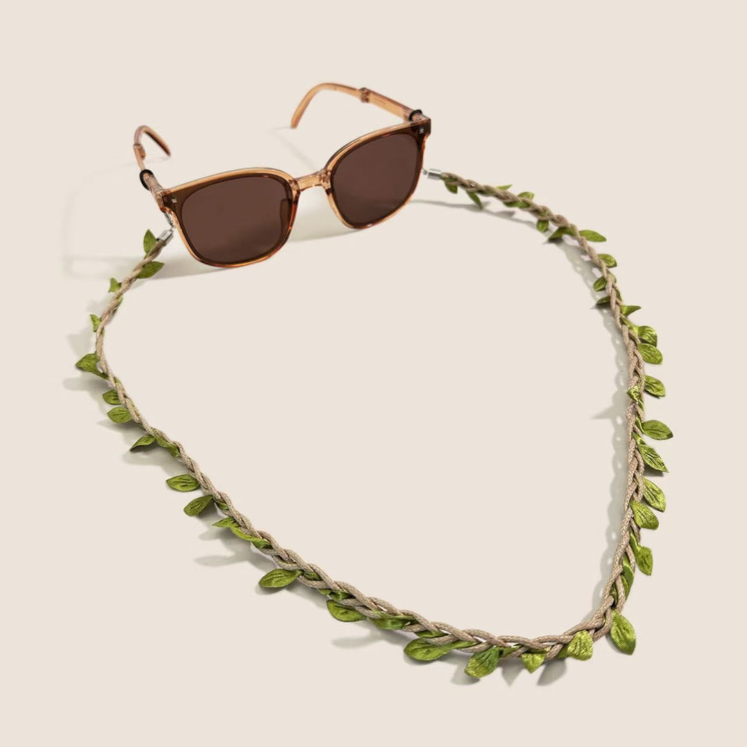 Floral-Embellished Eyewear Chain Kalsten