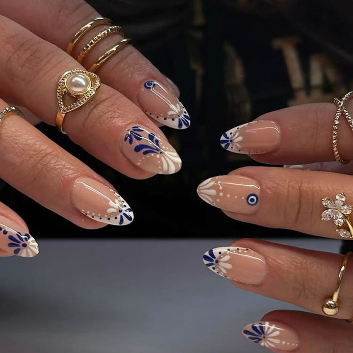 Artistic Floral-Embellished Press-On Nails  1791110737