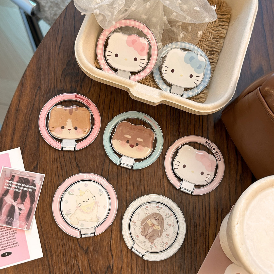 Hand mirror in heart-shaped design with cute bear motif Kalsten