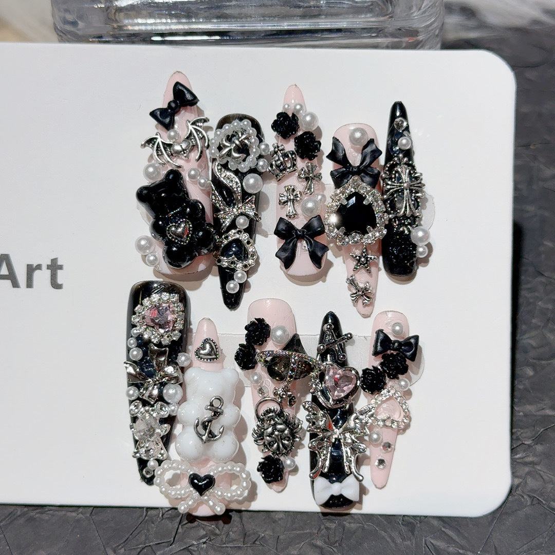 Glamorous Nail Art Extensions