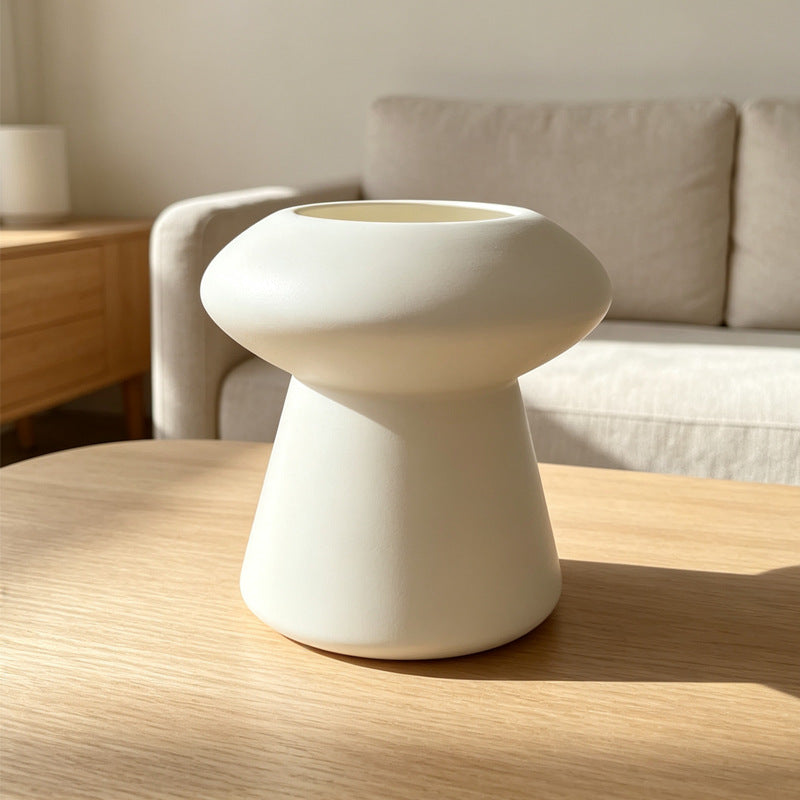 Contemporary Sculpted Decorative Vase Kalsten