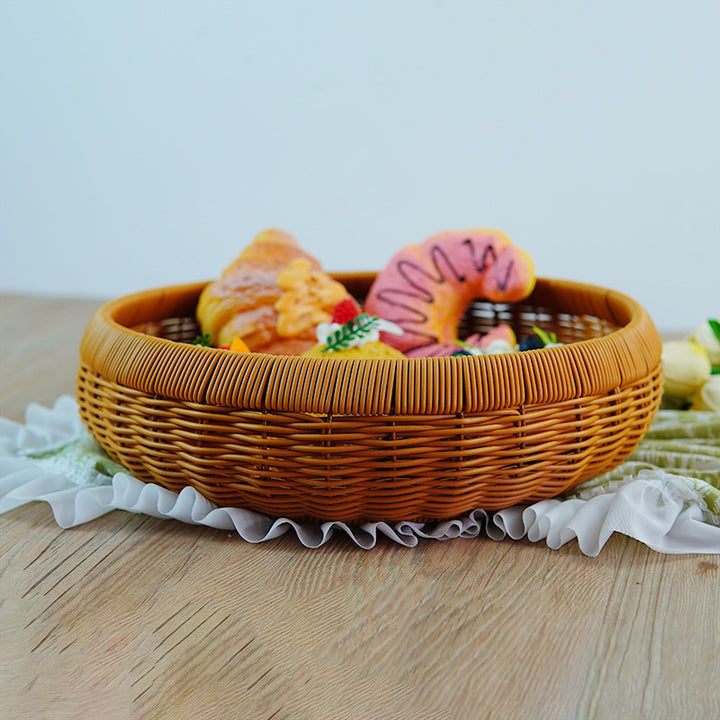 Women's round basket made of braided material Kalsten