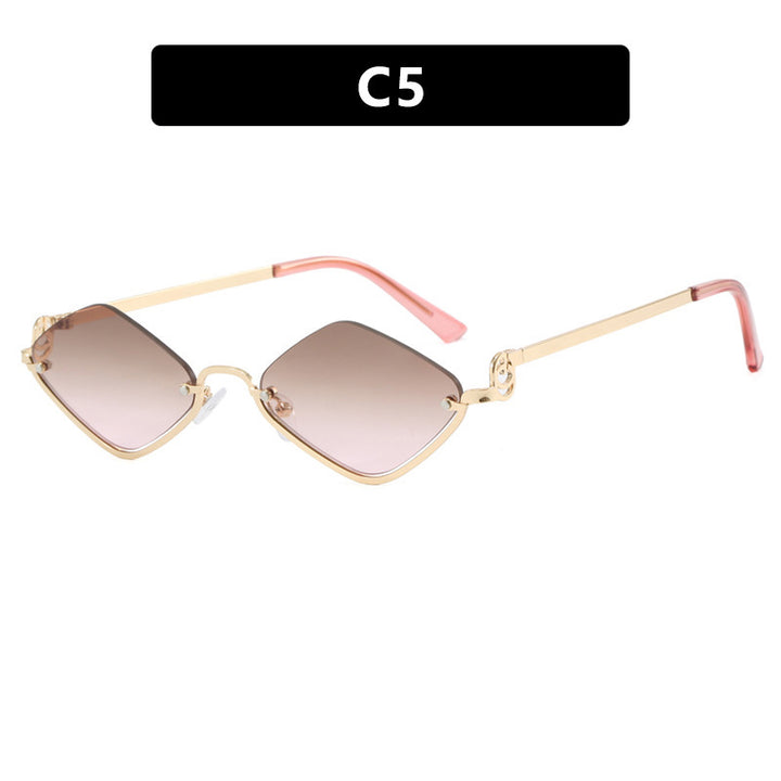 Ladies sunglasses in an elegant, geometric design Kalsten