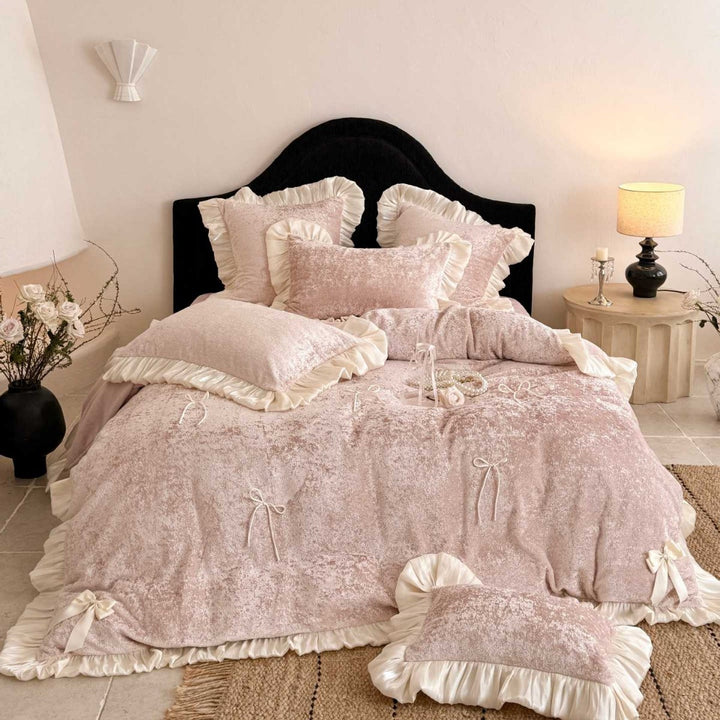 Romantic ruffle bedding set with bow appliqués and soft touch