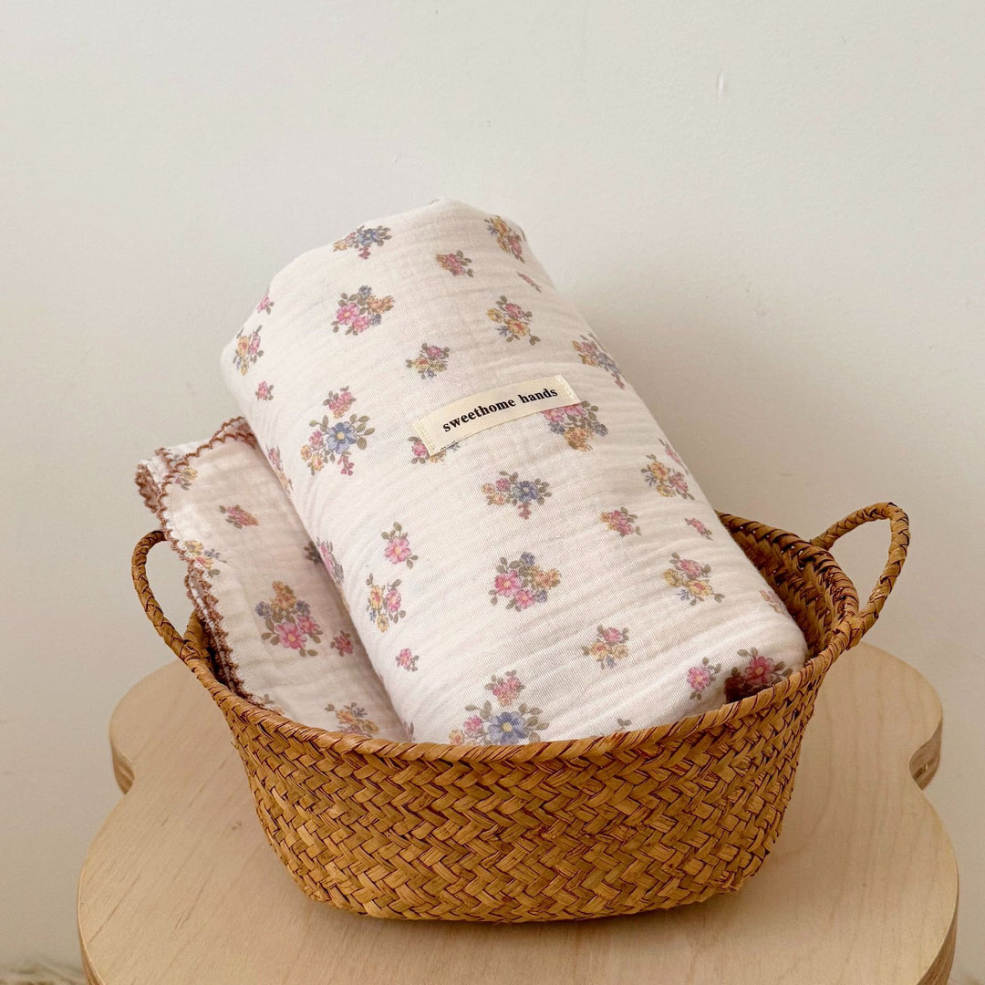 Unisex Muslin Blanket with delicate floral design and elegant ruffles Kalsten