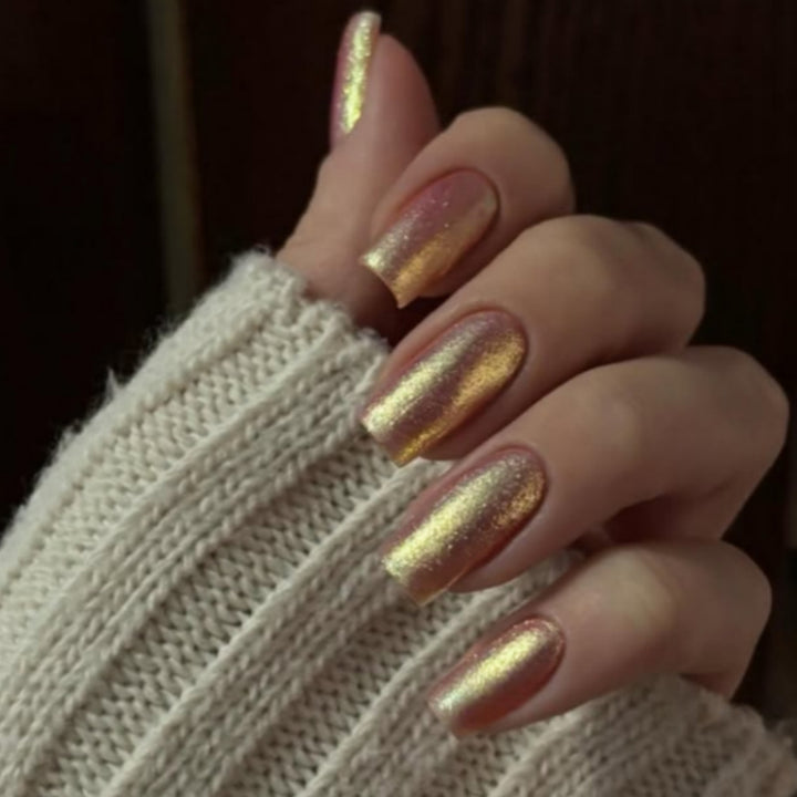 Glossy Reflective Press-On Nail Set Kalsten