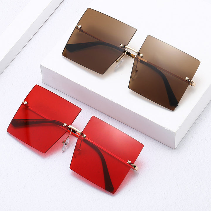 Women’s modern geometric sunglasses with filigree metal frame Kalsten