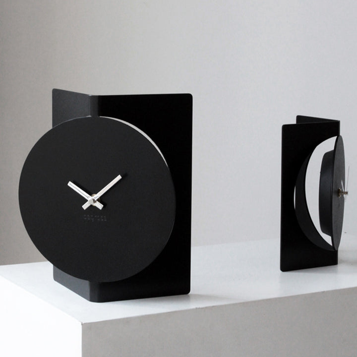Modern Minimalist Wall Clock