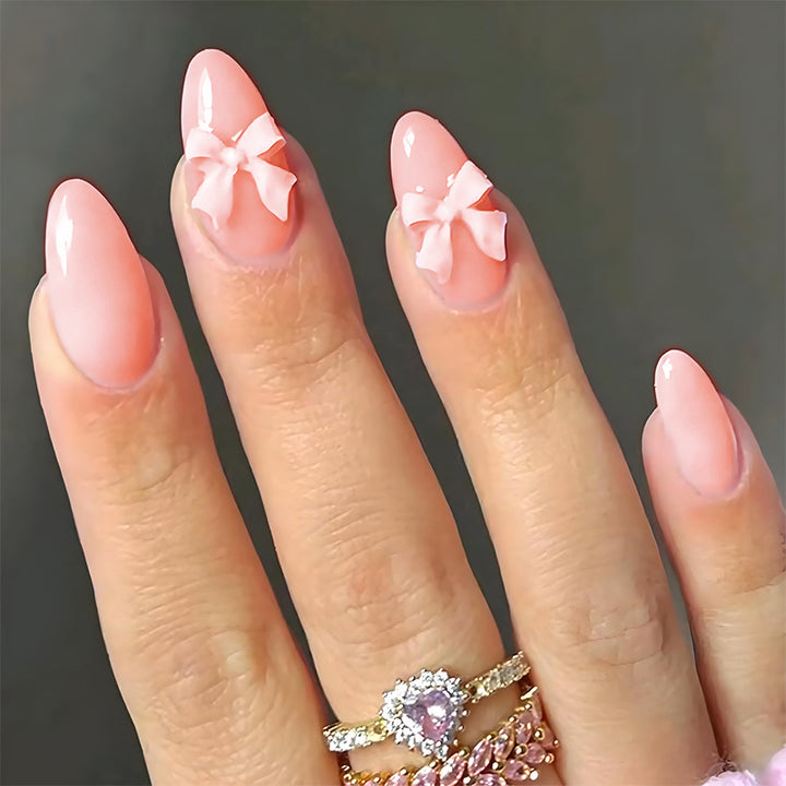 Artificial nail set with delicate bow embellishments Kalsten