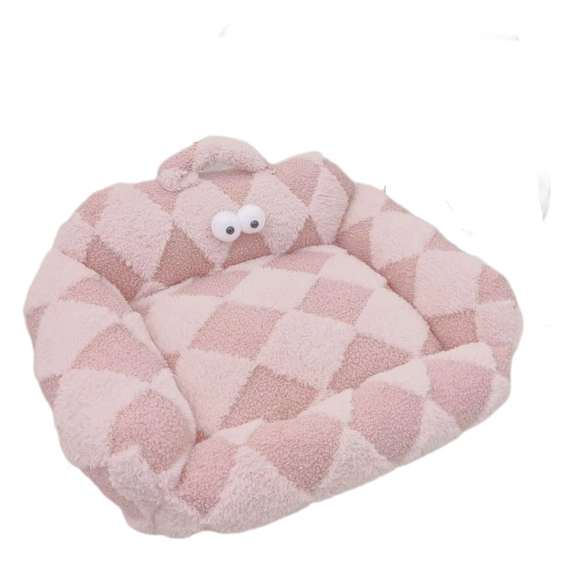 Cozy Diamond-Patterned Dog Bed