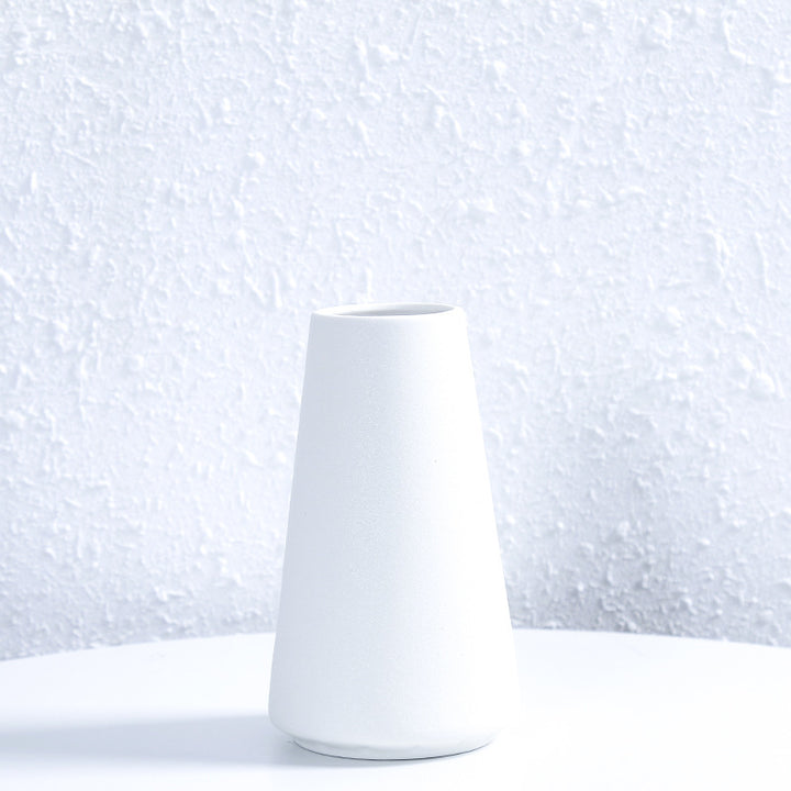 Modern Textured Ceramic Flower Vessel Kalsten
