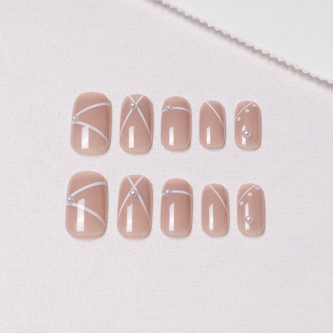 Elegant Decorative Press-On Nail Set