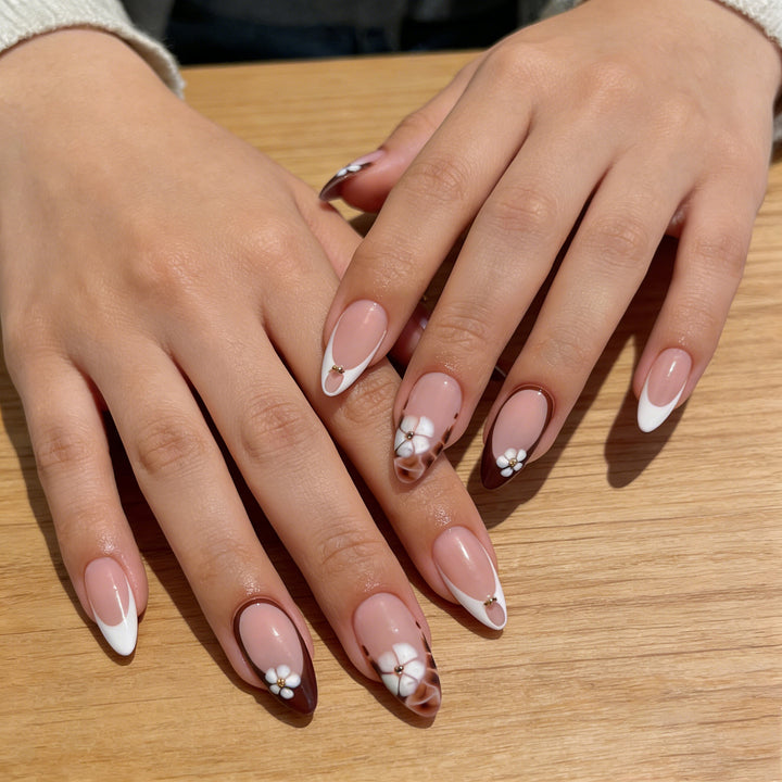 Elegant Floral Design Press-On Nail Enhancements Kalsten