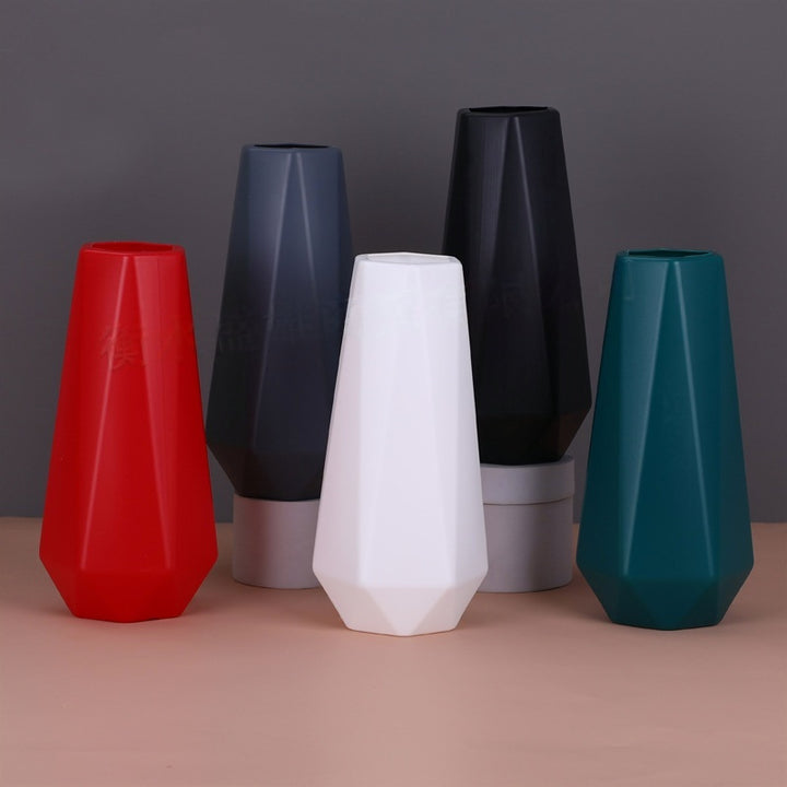 Modern Geometric Decorative Vase Kalsten