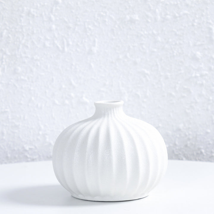 Ribbed Decorative Ceramic Vase Kalsten
