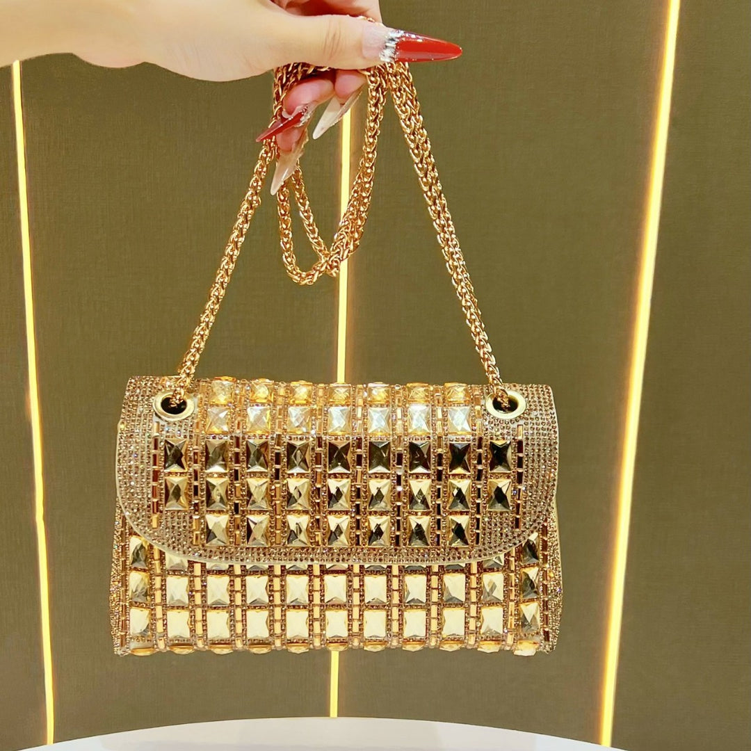 Glamorous Chain-Linked Evening Clutch