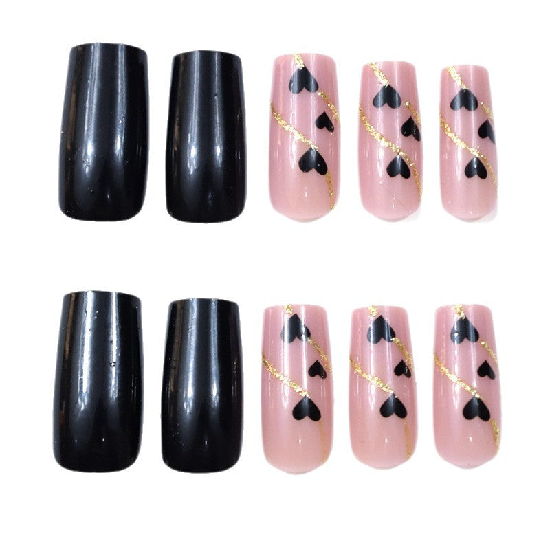 Heart-Decorated Nail Art Kalsten