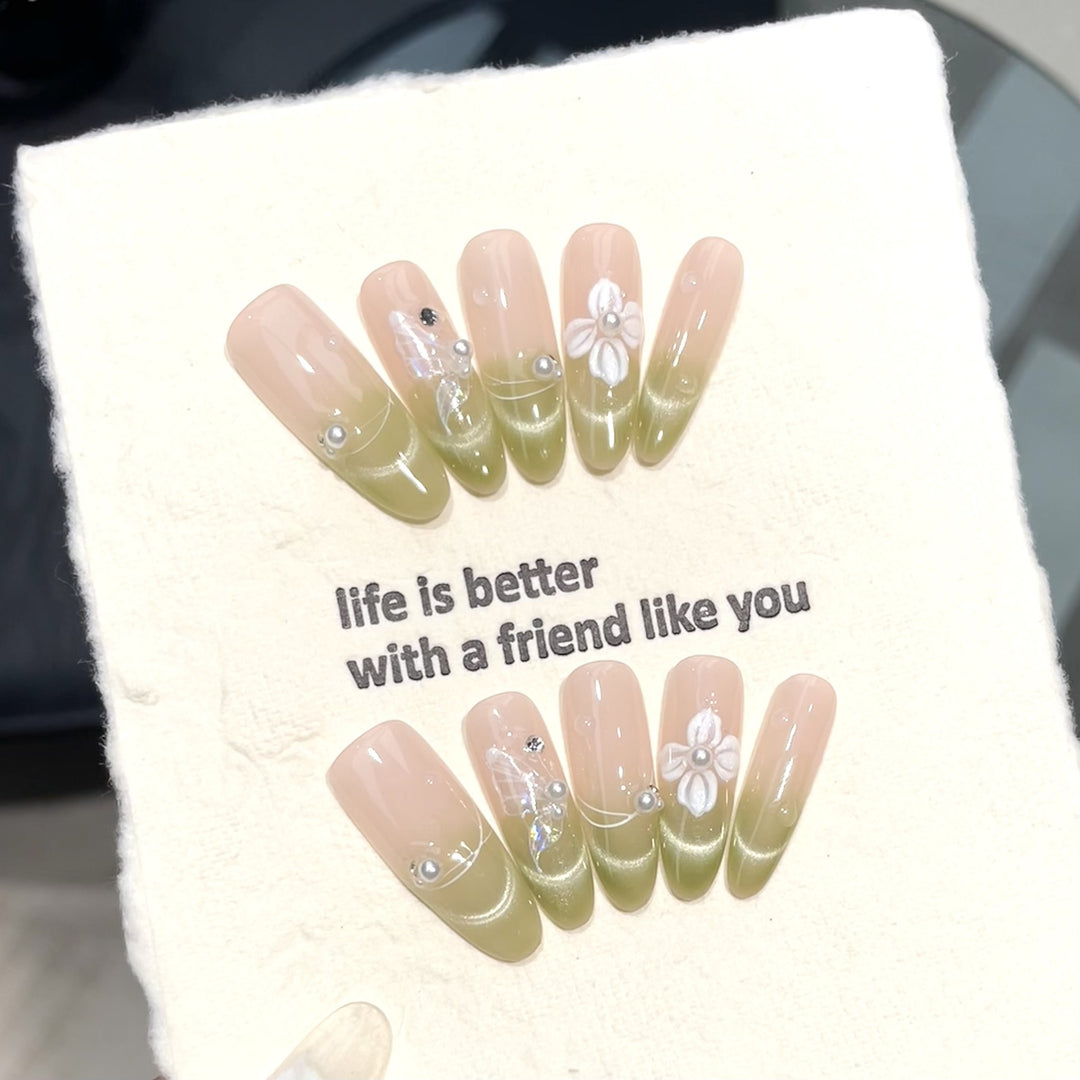 Creative Floral Press-On Nail Art Set