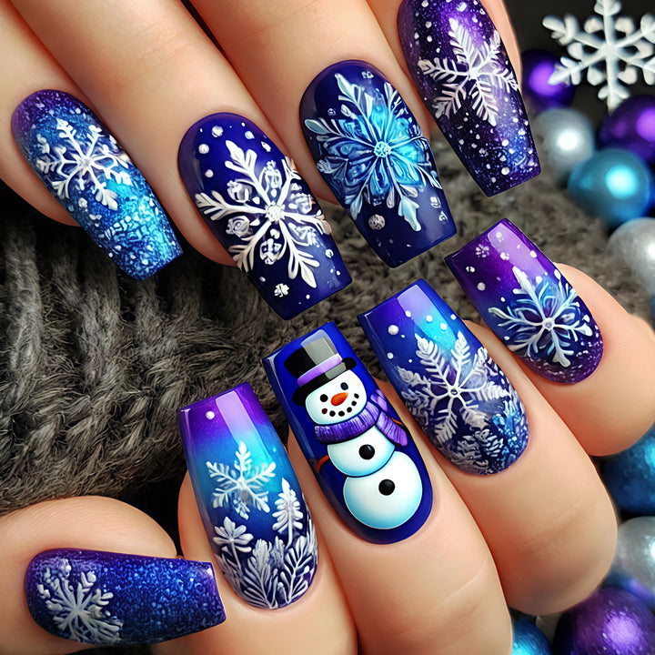 Creative art nails with festive snowman design Kalsten