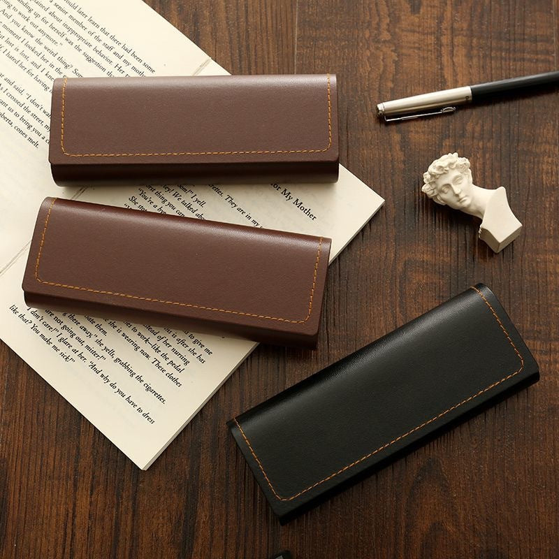 Elegant glasses case made of premium leather Kalsten
