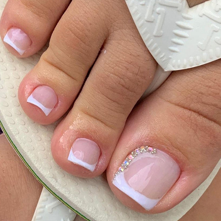 Premium Press-On Nail Set with Elegant Design Elements Kalsten